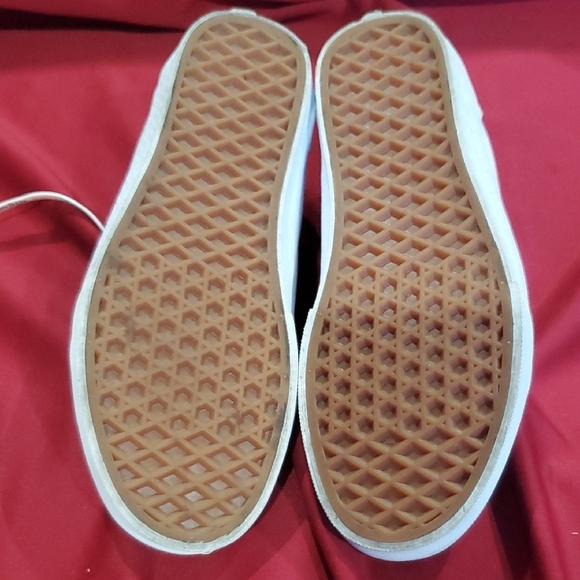 Vans White Pride Sneakers with Rainbow Stripes And Pastel Rainbow Stripes - Picture 11 of 14